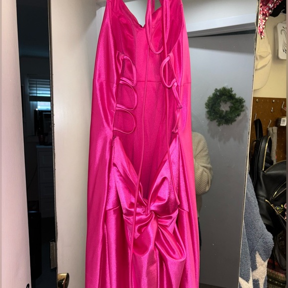 Faviana Pink Satin Scoop Neck Dress With Lace Up Back - Picture 5 of 6